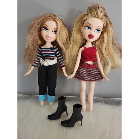 BRATZ DOLL MGA TWINZ TWIINZ ORIANA AND VALENTINA Twins y2k lot set - Picture 1 of 12